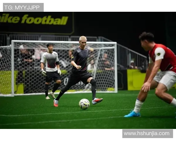 波兰球星闪耀绿茵场见证足球激情与团队拼搏魅力